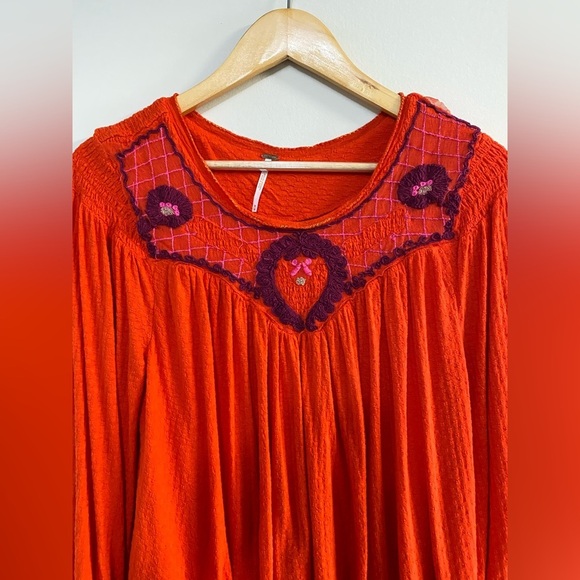 Free People Begonia Embroidered Boho Top Blouse medium - Picture 3 of 8